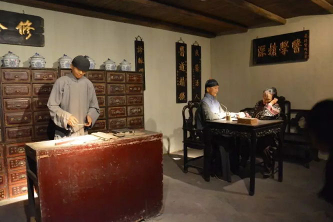 【昆中药杯·最美药店人】优德88不生产美，优德88是药店圈的星探